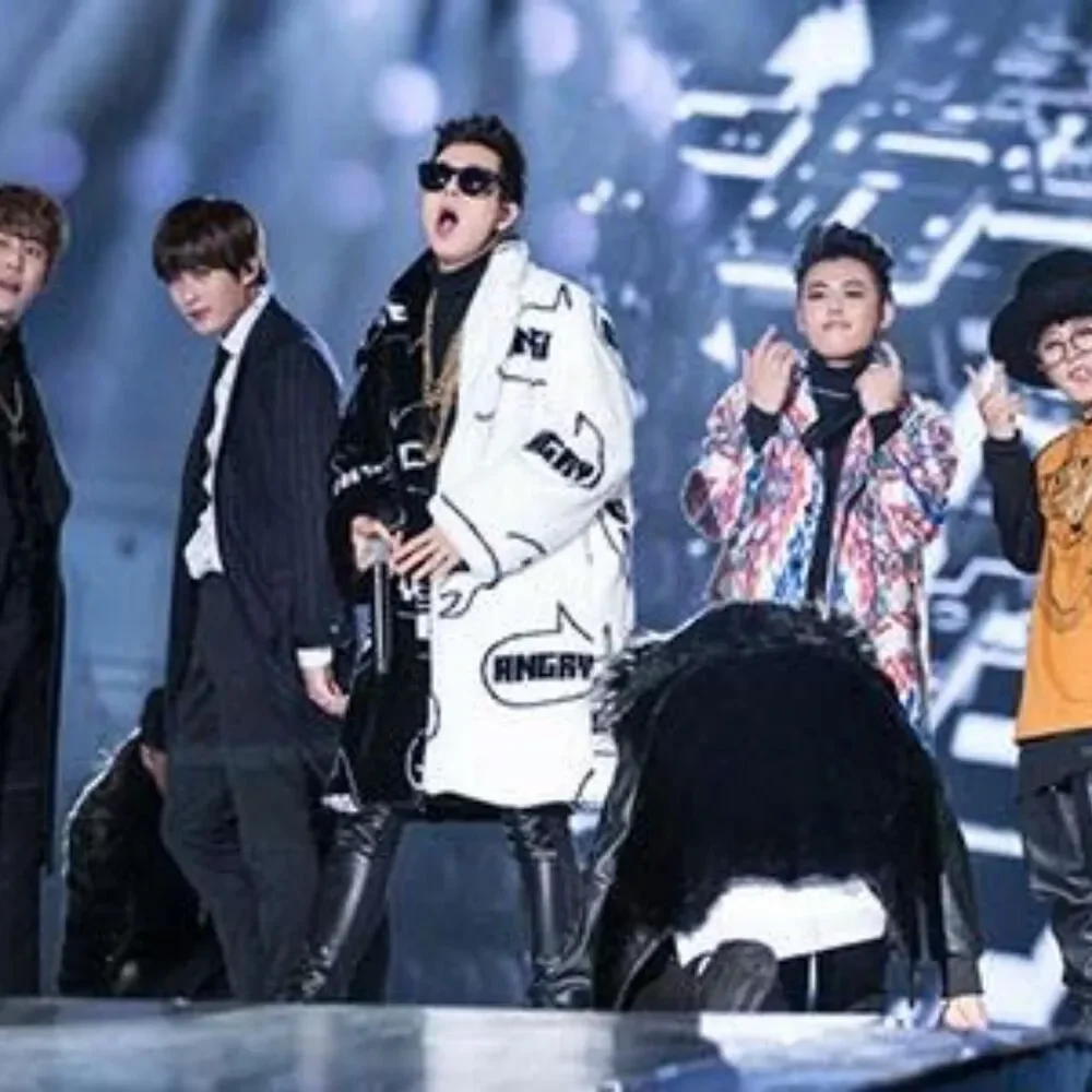 ✨ Stylenanda Speech Bubble Plush Fur Coat ✨ Kpop